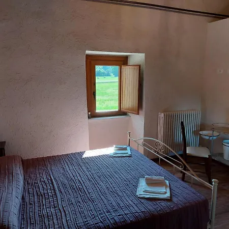 Il Pozzo Dei Desideri * Castelnuovo (L'Aquila)